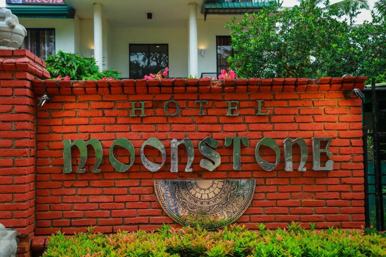 Hotel Moonstone Anuradhapura Exterior foto